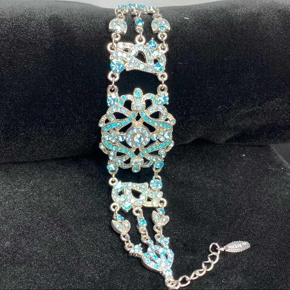 VLMC Vintage Victorian Style Bracelet / Aquamarine Colored / Blue / Adjustable - Picture 6 of 13
